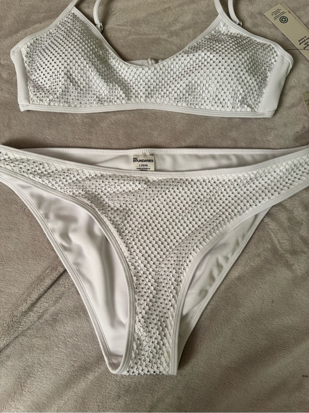 No Boundaries Women's White Rhinestone Bikini Set size large